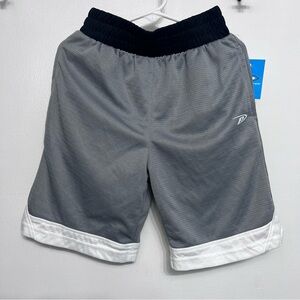 Pro Player Boy’s Gray and White Athletic Basketball Shorts size 5/6